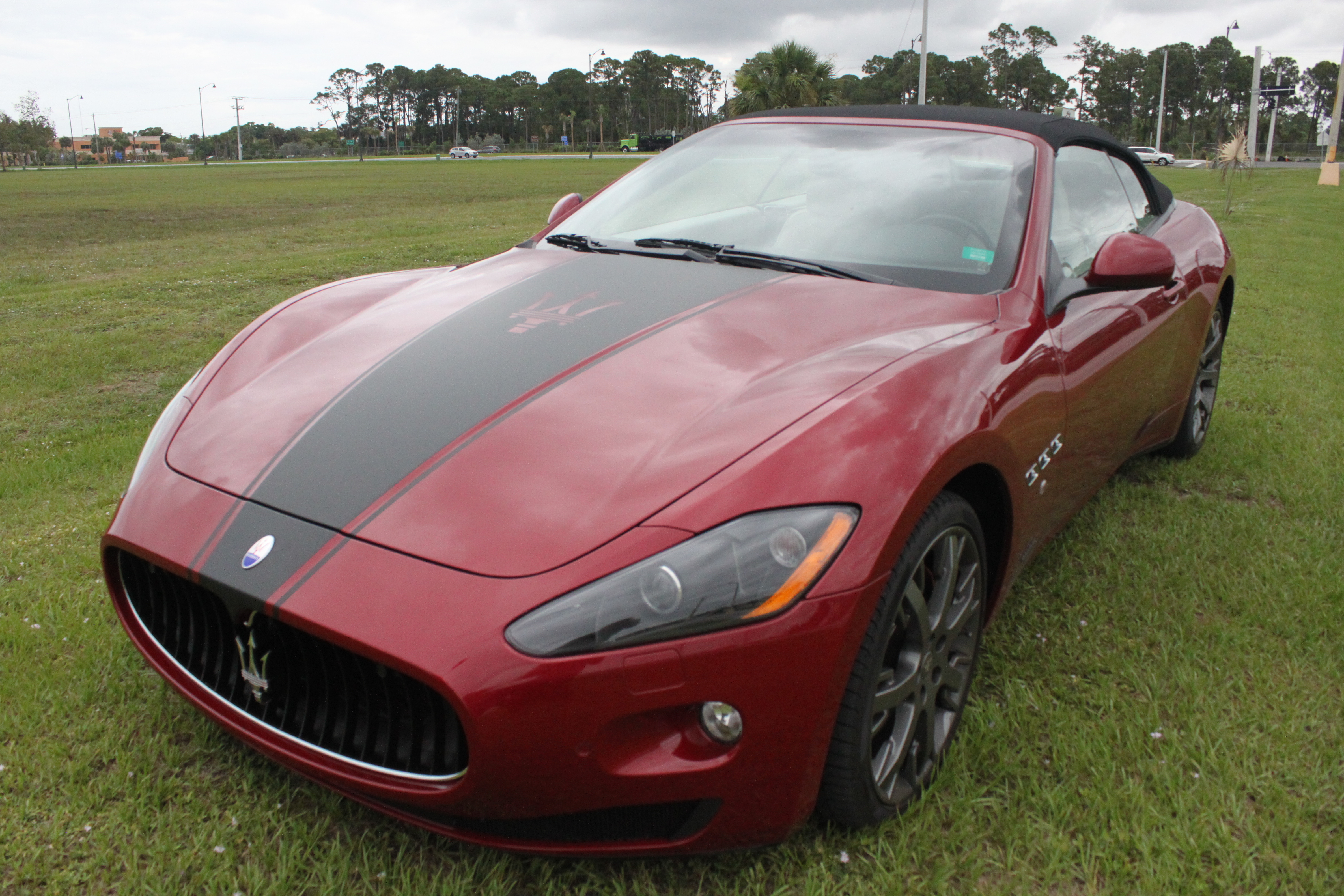 Maserati Matte Black Accents